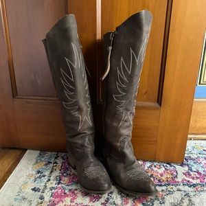 FREEBIRD Whisper Tall Cowboy Boots -Size 10 in Black Distressed.